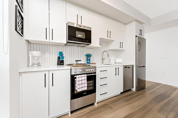 Newly Built Condo With Amazing Views Kitchener Ngoại thất bức ảnh